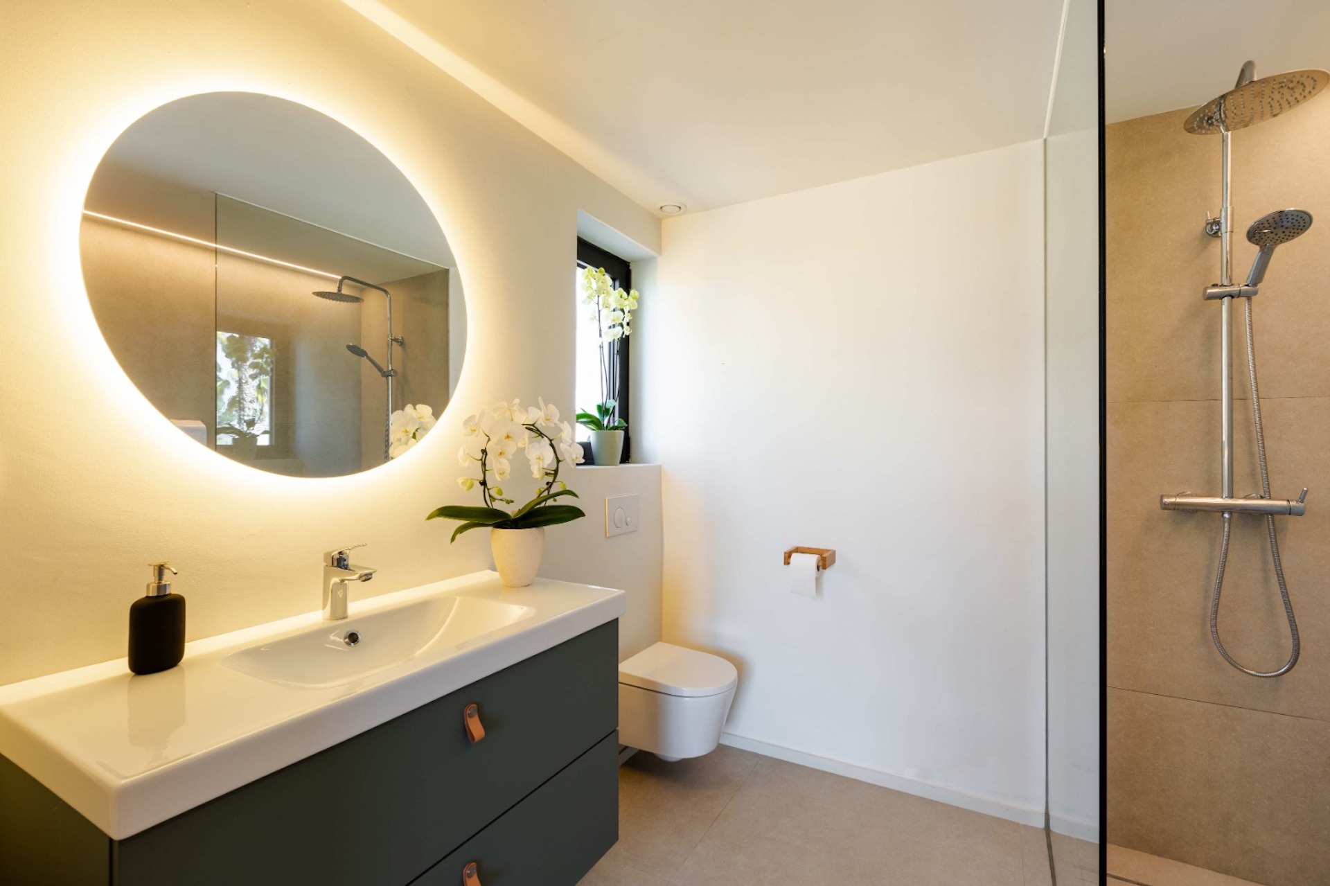 Resa Estates Ibiza finca jesus for rent longterm entrance house bathroom 3.jpg
